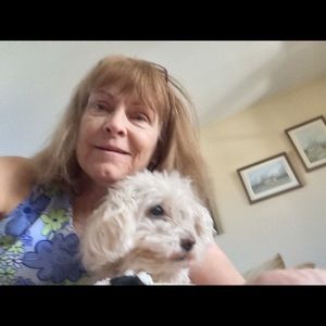 Meet your Posher, Pamela